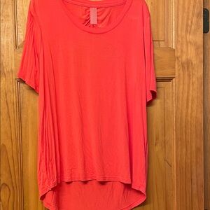 Zuda Vibrant coral Short Sleeve Top